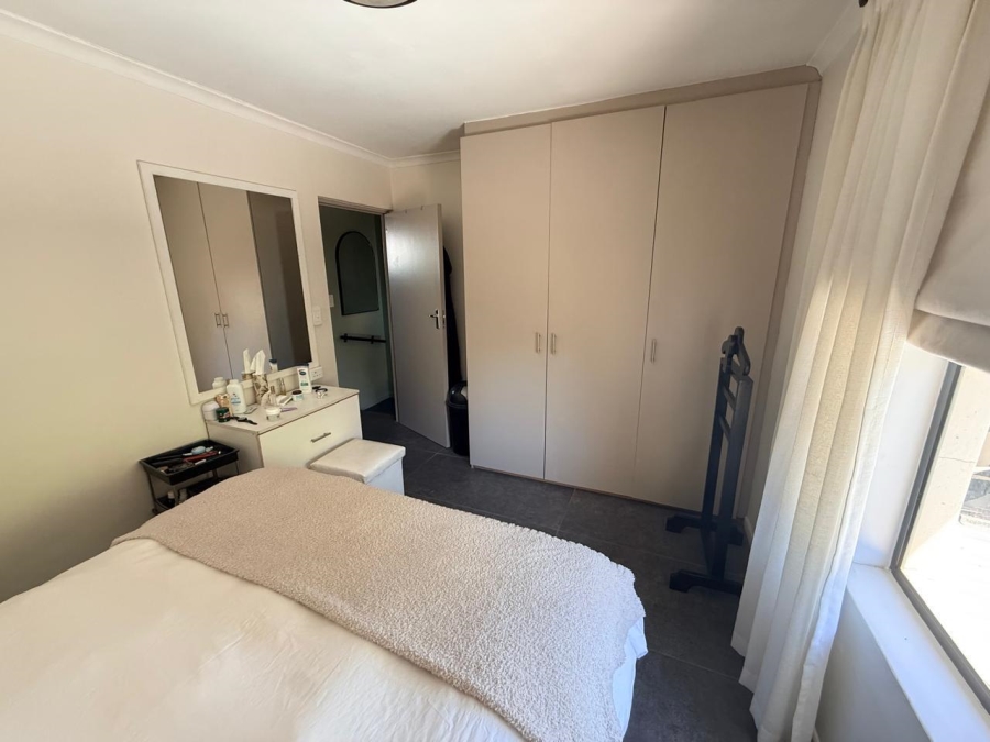 2 Bedroom Property for Sale in Paglande Western Cape